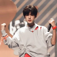 trương trạch vũ(bạn cậu)