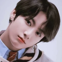 Jeon Jungkook-CẬU-