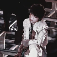 Vương Tuấn Khải( anh )