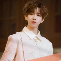 Hạ Tuấn Lâm