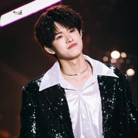 Trương Cực | anh |