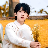 Văn Thất Thường