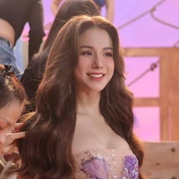 D. Lâm Anh