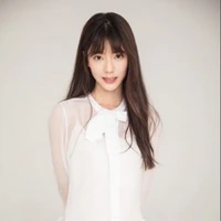 MỤC VÂN NHI