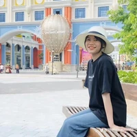 chara(V.Huyền)
