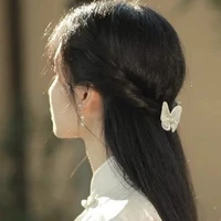 Alva Yaxley-Bối Y Y