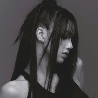 Lalisa Manobanl (cô)