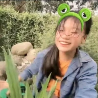 ếch