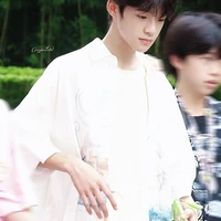 Uống Tuấn Hy