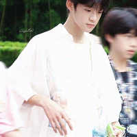 Uống Tuấn Hy