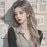 Steffia Fallon ( mẹ Y/n )