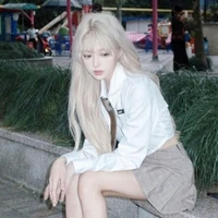 Lục Lạc Nhi Anh
