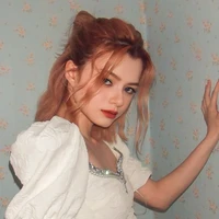 Becky Armstrong (Nàng)