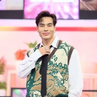 Lê Dương Bảo Lâm 