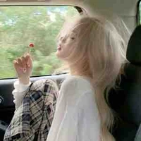 Hoàng Ngọc Bảo An | Julie