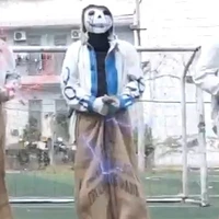 4 dâm