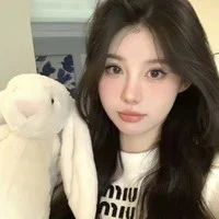Tác Giả Cuti Phô Mai Que ><