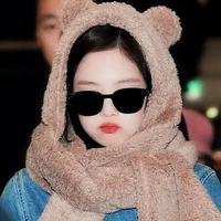 Bé Jennie 