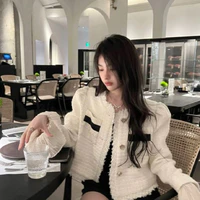 hàn  ngọc  nhi (cô)