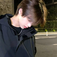 từ  quốc  minh  ( bff hắn)