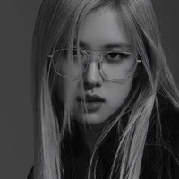 Roseanne Park (cô)