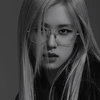 Roseanne Park (cô)