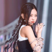 Kim Jennie[🐻]