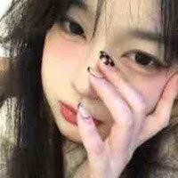 Kim Liên