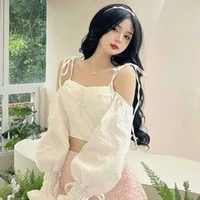 Vương Hoàng Anh(bn nu9/em gái na9)