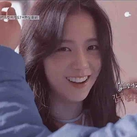 Kim Jisoo * ở dạng người *