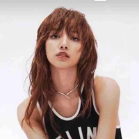 Lalisa - Cô