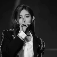 Vương Dịch/Nhất