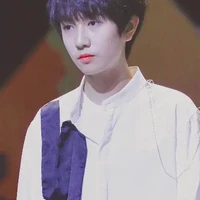 Đồng Vũ Khôn-Anh