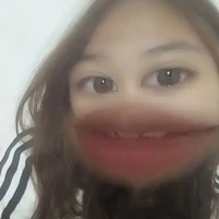 Yúnì T/g hay khùm
