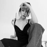 Kim Jennie - Nini