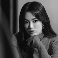 Song Hye Kyo - Mẹ nuôi cô