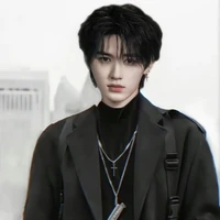 Tống Á Hiên _ bình luận viên
