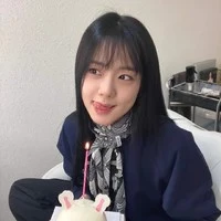𝗞𝗶𝗺 𝗝𝗶𝘀𝗼𝗼 ( cô giáo )