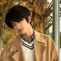 Tùng Sơn Châu_♈︎ _Thichdaythisao_