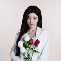 Đới Yên Ni - @dyn