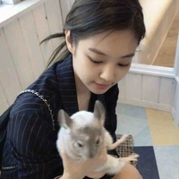 Kim Jennie-Em