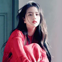 Kim Jisoo ( chị )