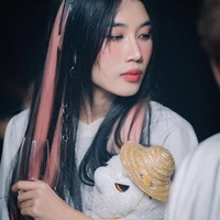 Uyển My | Umie