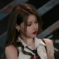 Chu Di Hân_Chu Chu•--W--