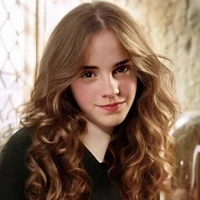 Hermione Granger/lớn/