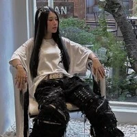 Uyển My