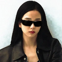 KIM JISOO-em-