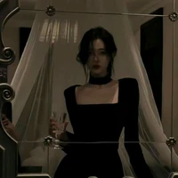 Lý Nhã Linh(Lý gia, Nhị Hải Đường)