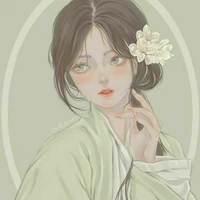 chị hai cùng cha khác mẹ của cậu