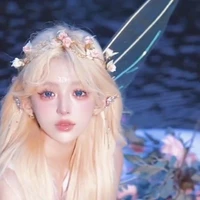 yulia (thần hạnh phúc )